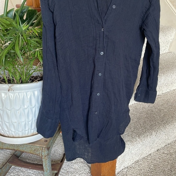 Abercrombie & Fitch Gauzy Cotton Crinkled Button Down Top - Picture 3 of 9